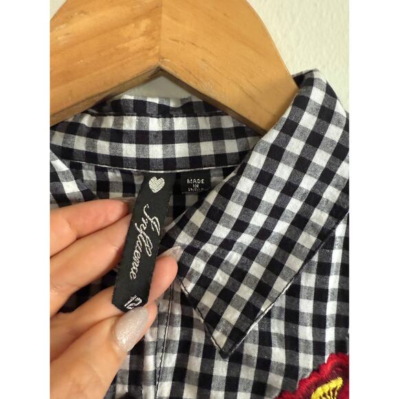 INFLUENCE | Black and White Gingham Floral Embroidered Button Down Shirt | Large - Picture 4 of 4